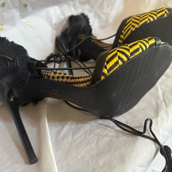 Zara Black and Yellow Woven Lace Up Sandals - Picture 5 of 9